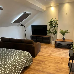 Appartement Immeuble Au Coeur De : Vivez L'experience Unique De La Rue Verbist