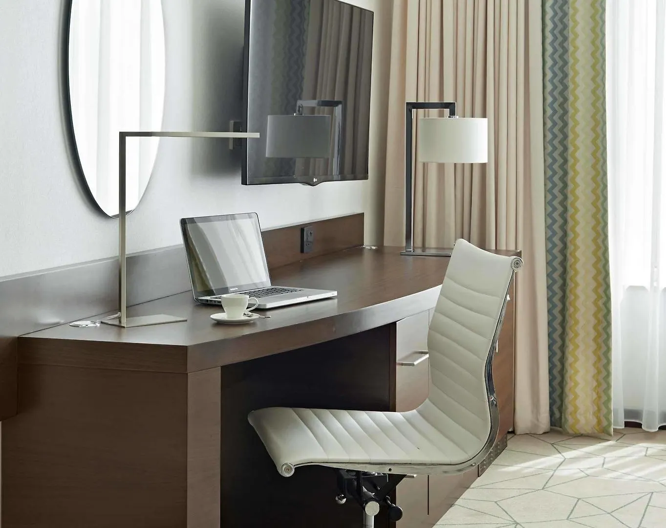 Hyatt Place Dubai Baniyas Square 4*,  Émirats arabes unis