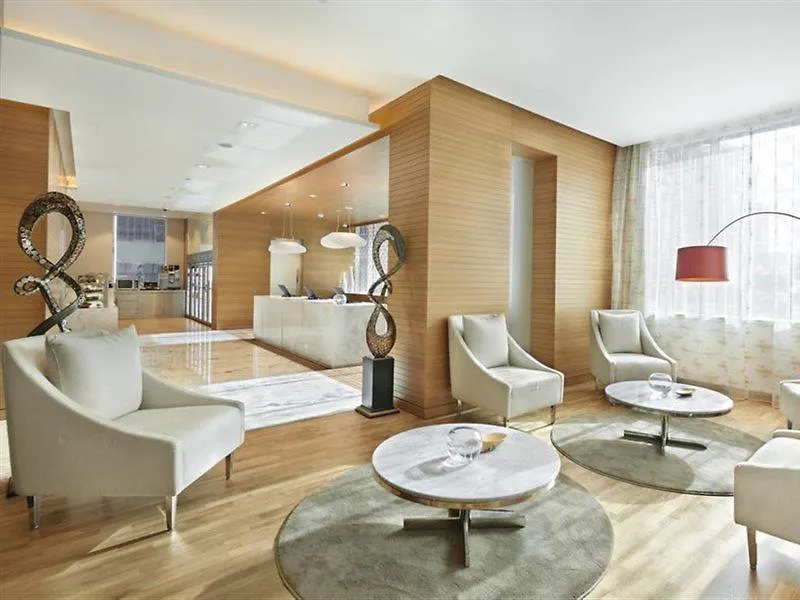 Hyatt Place Dubai Baniyas Square Hotel